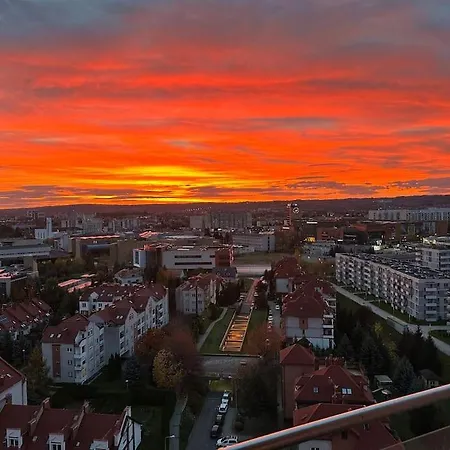 Capital Towers Sunrise Premium 14 Pietro / 14th Floor