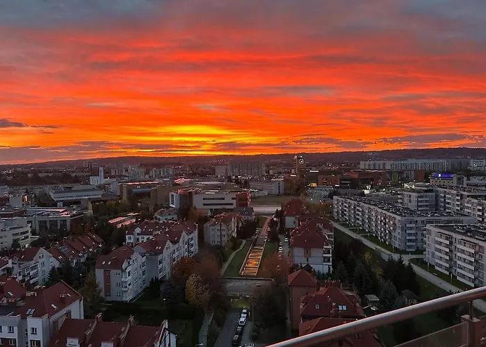 Capital Towers Sunrise Premium 14 Pietro / 14th Floor