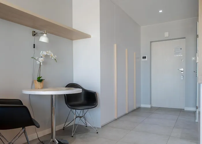 Capital Towers Sunrise Premium 14 Pietro / 14th Floor Διαμέρισμα *