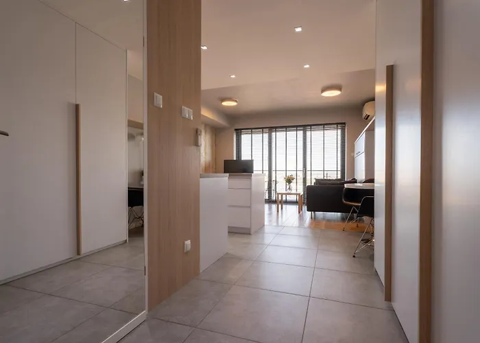 Capital Towers Sunrise Premium 14 Pietro / 14th Floor Διαμέρισμα *