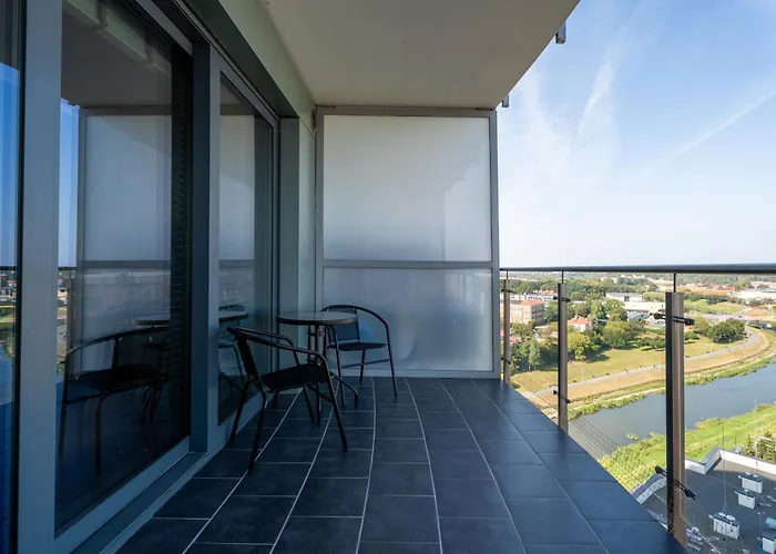 Capital Towers Sunrise Premium 14 Pietro / 14th Floor *